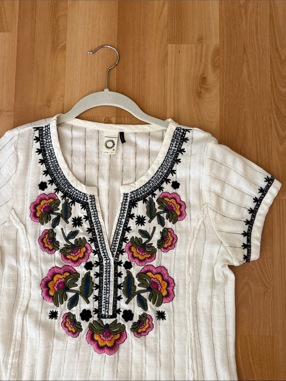 Anthropologie Floral Embroidery Blouse - Picture 9 of 16